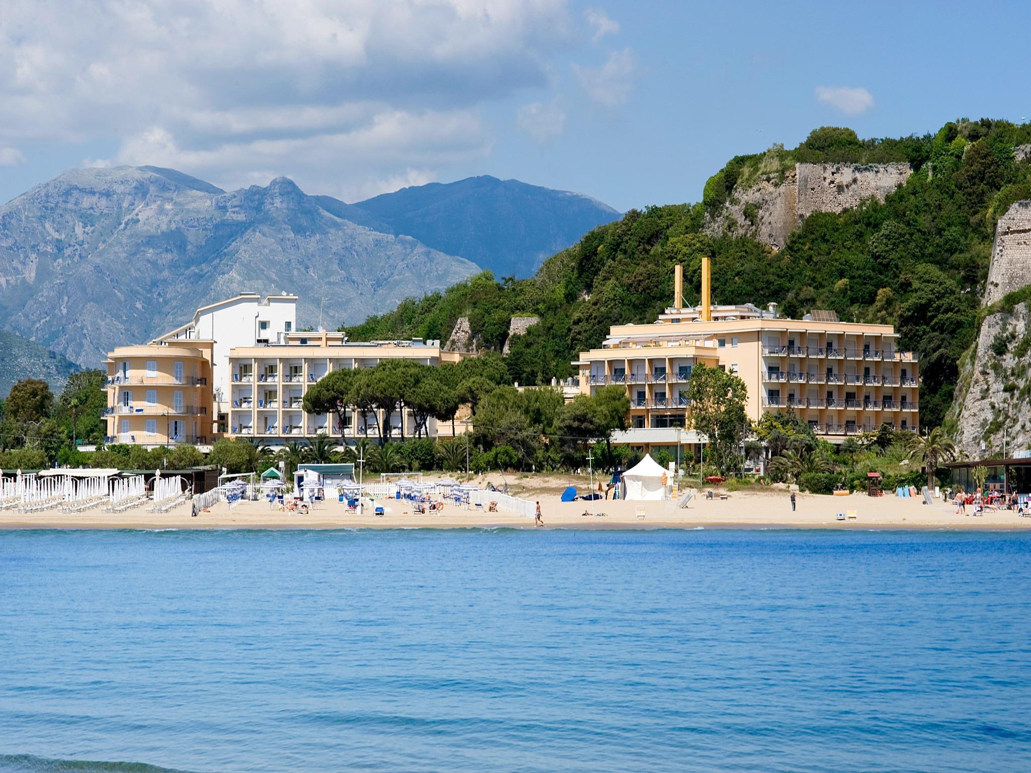 Hotel Serapo Gaète Extérieur photo